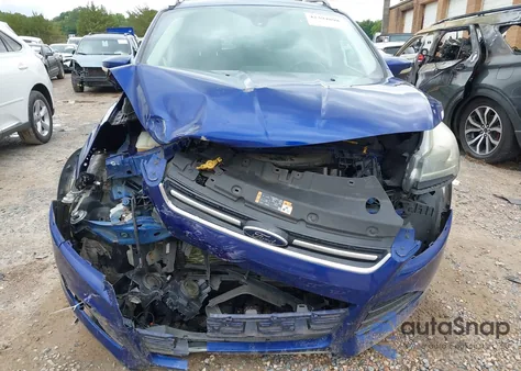 2014 Ford Escape Titanium z USA, uszkodzony, nr VIN 1FMCU0JX6EUD36700